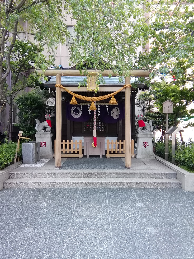 从茶之木神社人形町站可以去的安静氛围的神社8
　～茶之木神社～ 