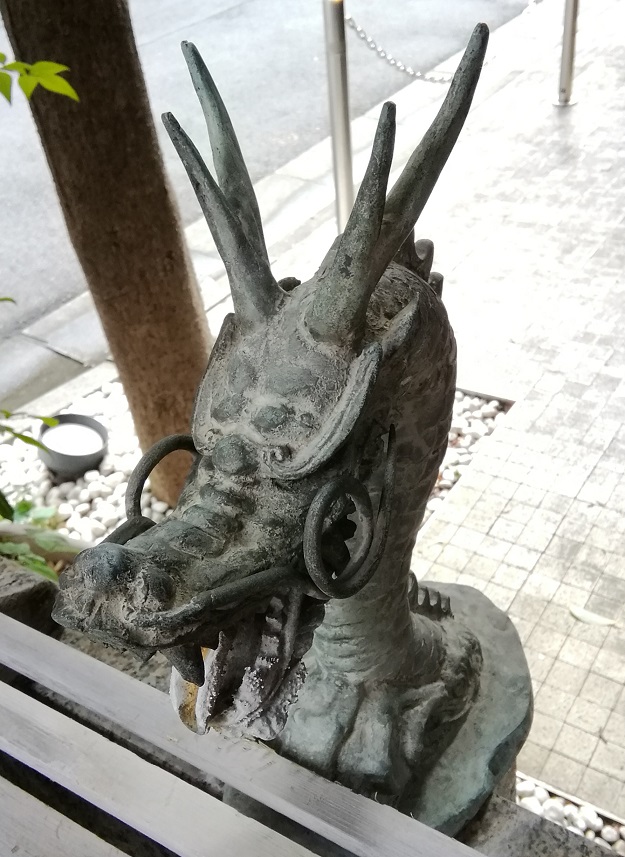  从日本桥站・茅场町可以去的安静氛围的神社2～鸟居稻荷神社～ 