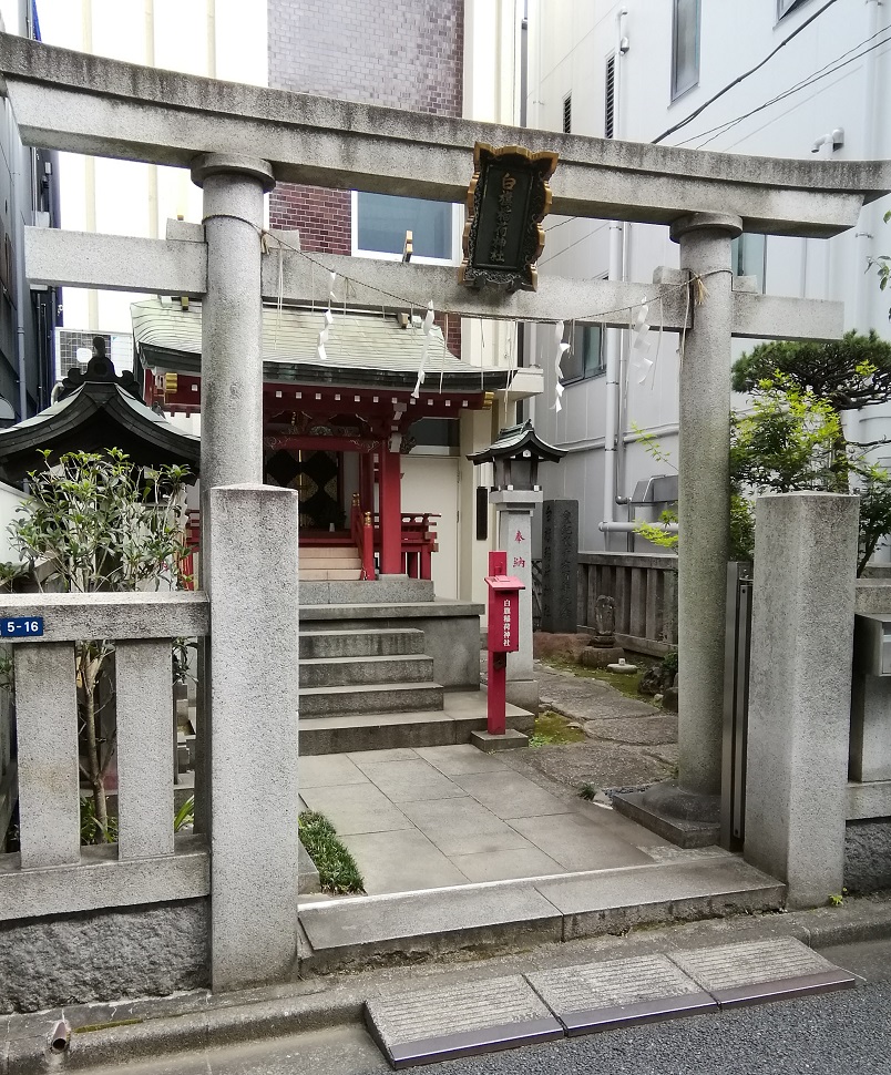 从白旗稻荷神社人形町站可以去的安静氛围的神社19
　～白旗稻荷神社～