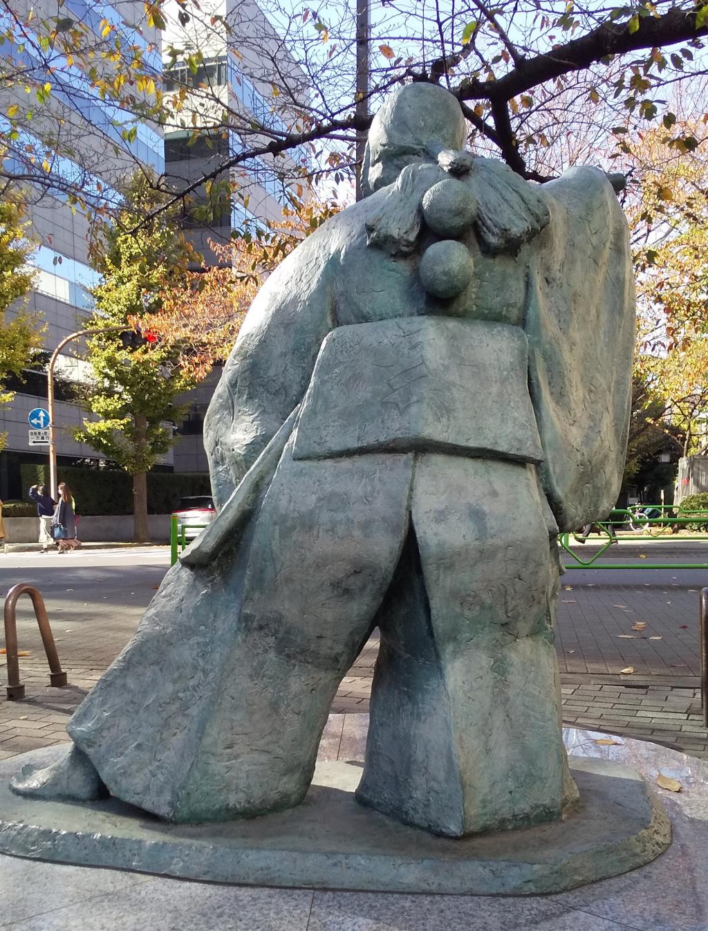  浅草寺《九世市川团十郎像-暂》和浜町绿道《劝进帐的弁庆像》