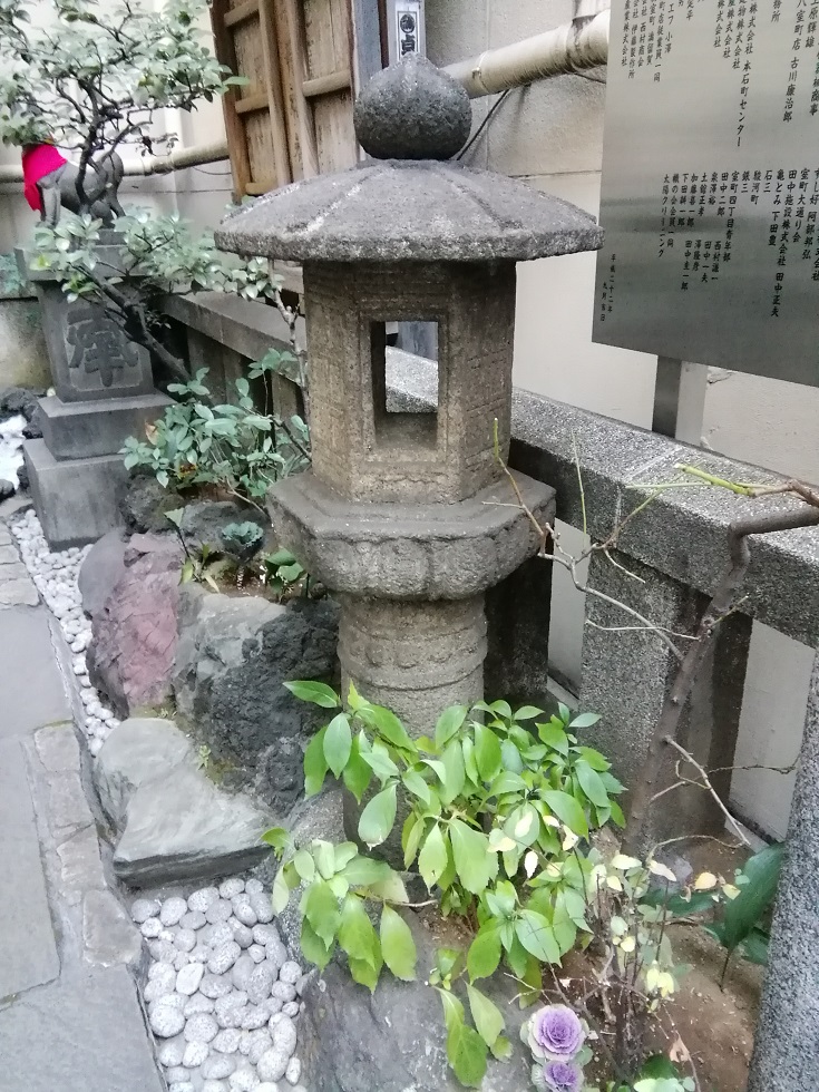  从人形町站可以去的安静氛围的神社NO.34
 　～家内喜稻荷神社～ 