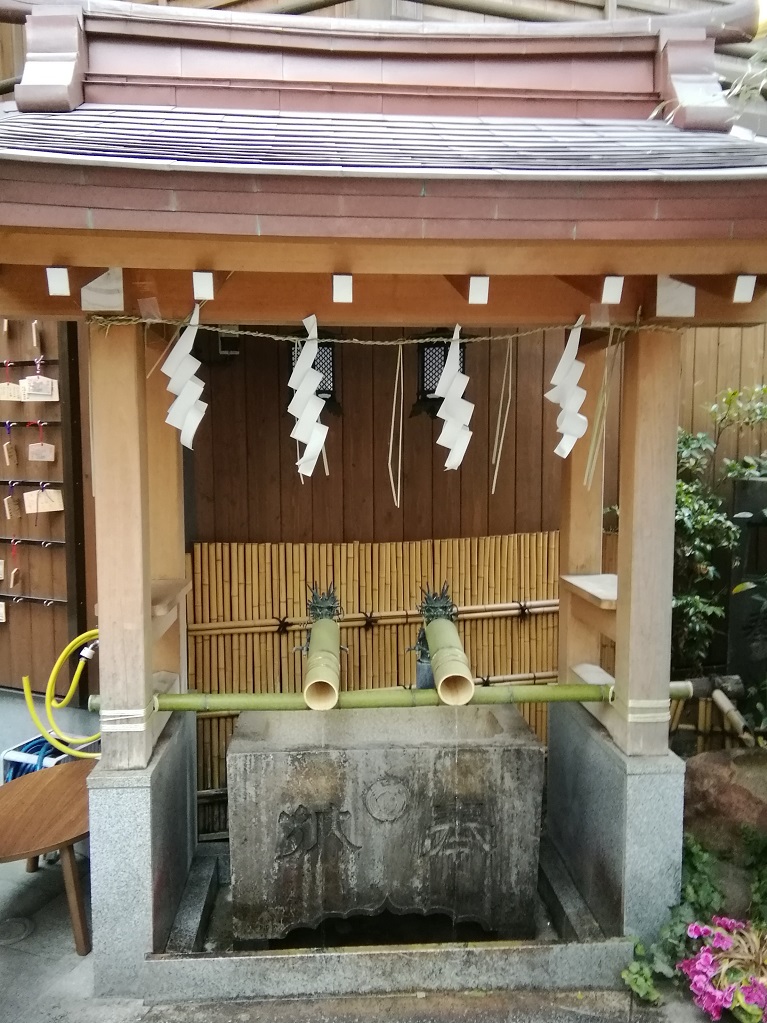  从人形町站可以去的安静氛围的神社NO.35
 　～小网神社～ 