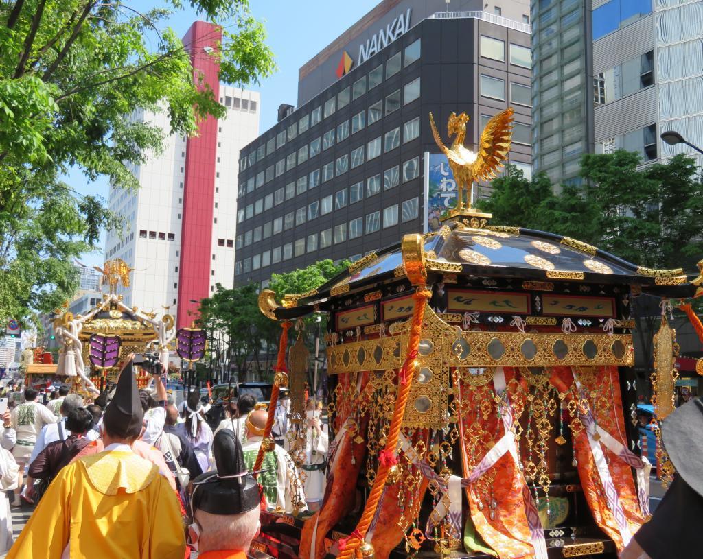  铁炮洲稻荷神社御镇座1182年定期大祭祀,疫病退散神幸祭
