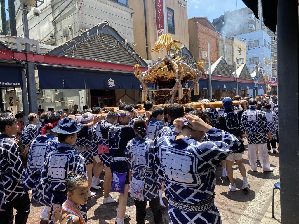  狮子头各町神轿联合渡御
～住吉神社定期祭祀～