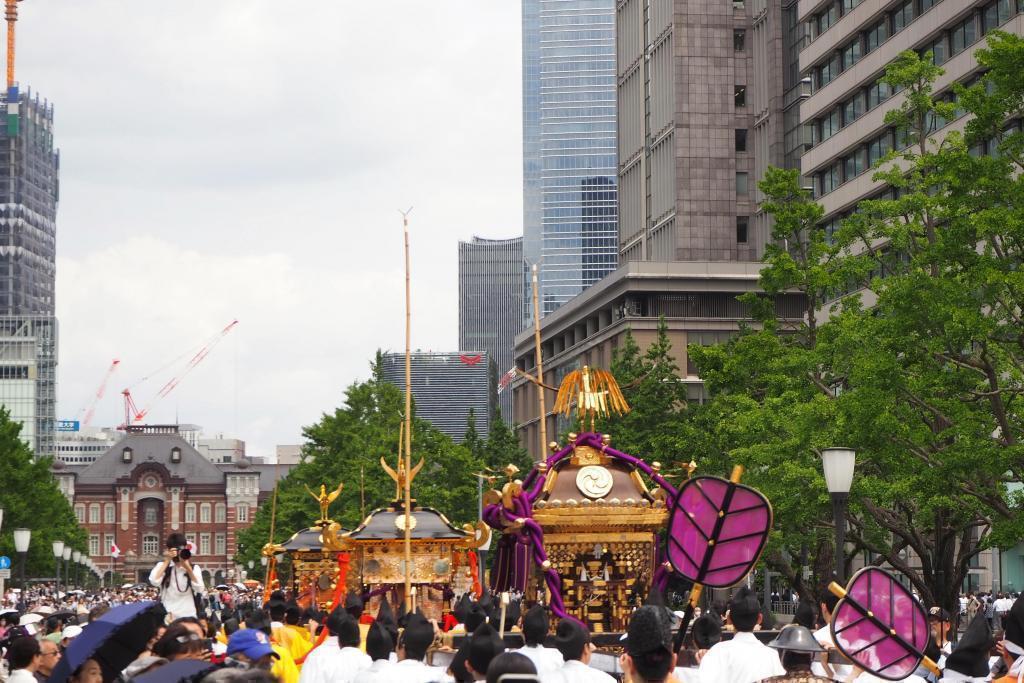  山王祭开始了。