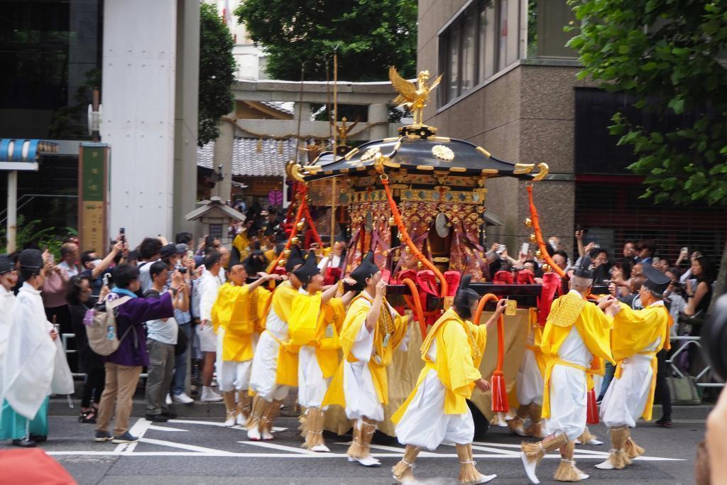  山王祭开始了。