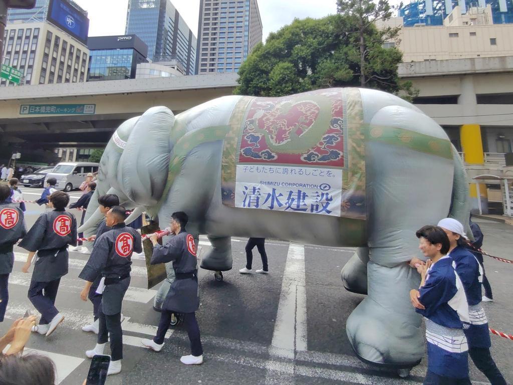  山王祭开始了。