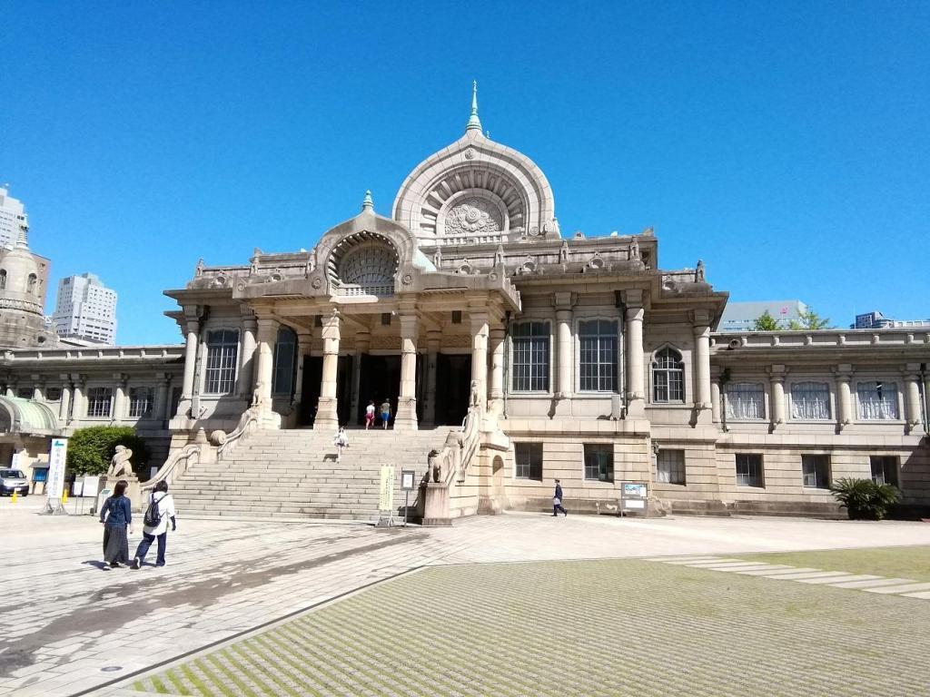  雨之朝筑地本愿寺
　还有推荐的餐厅
　　～筑地本愿寺～