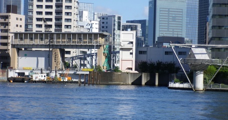 龟岛川水门和南高桥隅田川风景